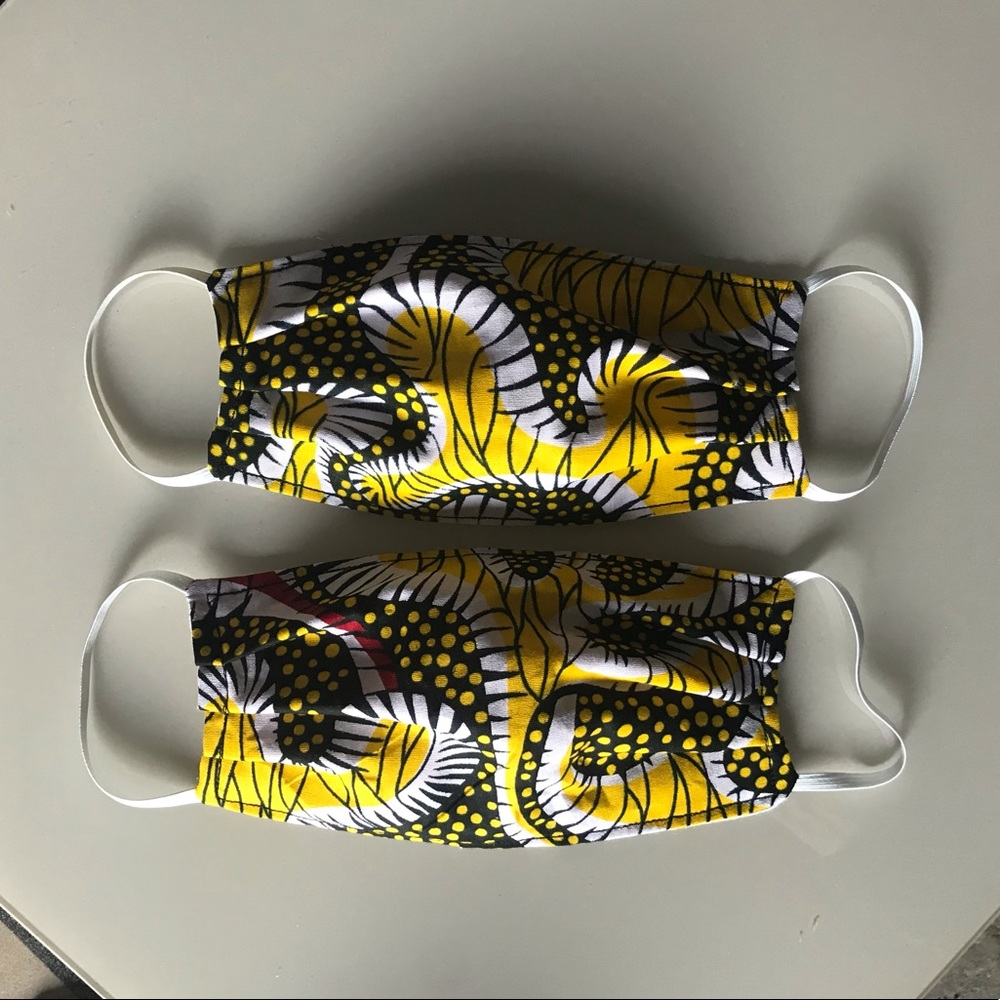 Set of 2 face masks